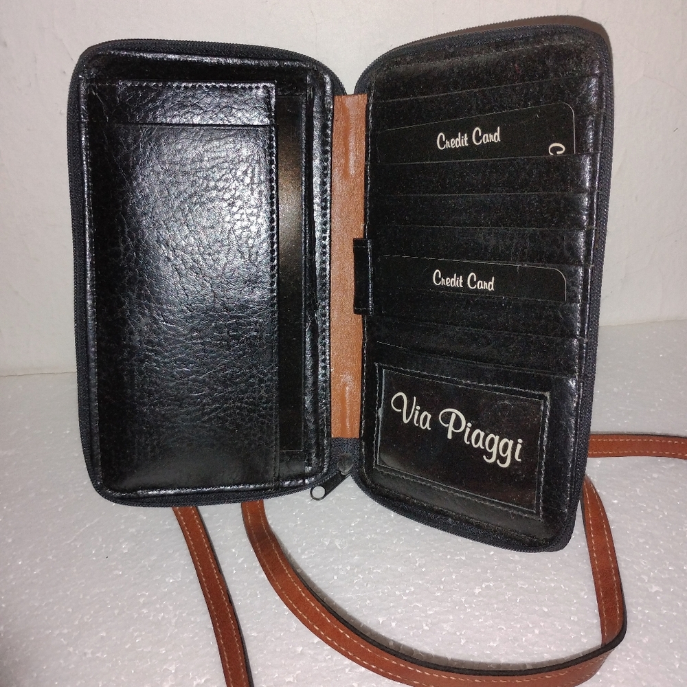 Via Piaggi Crossbody Travel Wallet